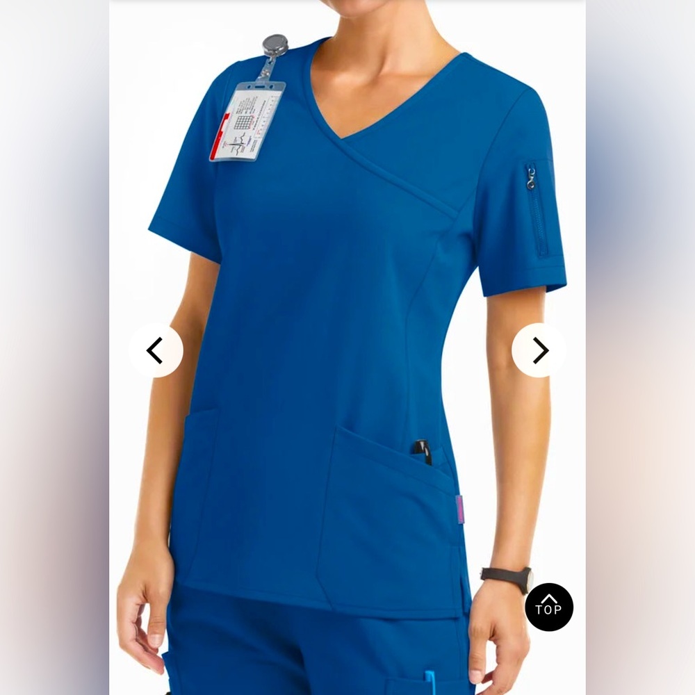 Movement Buttersoft Scrub Top